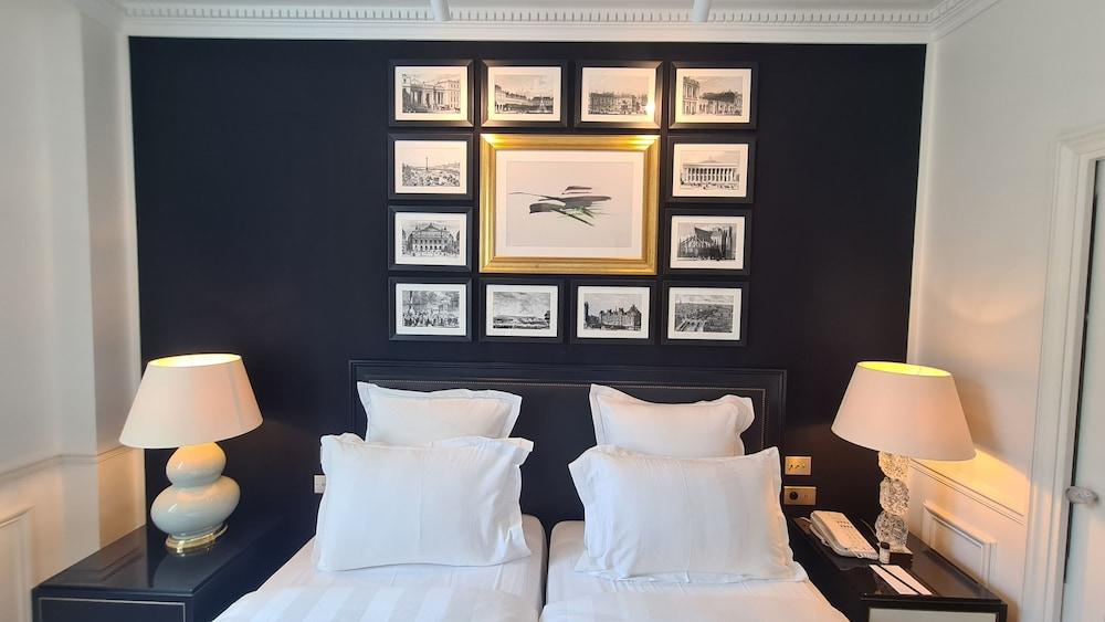 Hotel Keppler ปารีส ภายนอก รูปภาพ