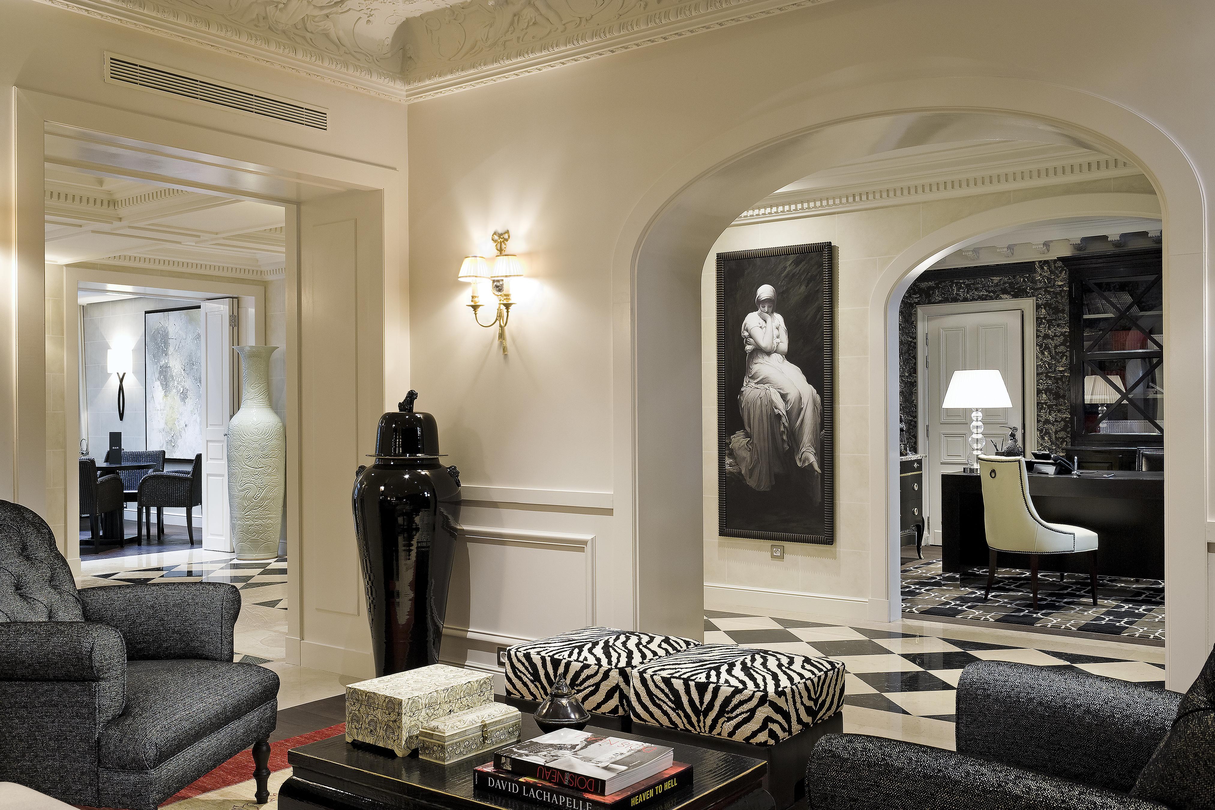 Hotel Keppler ปารีส ภายนอก รูปภาพ